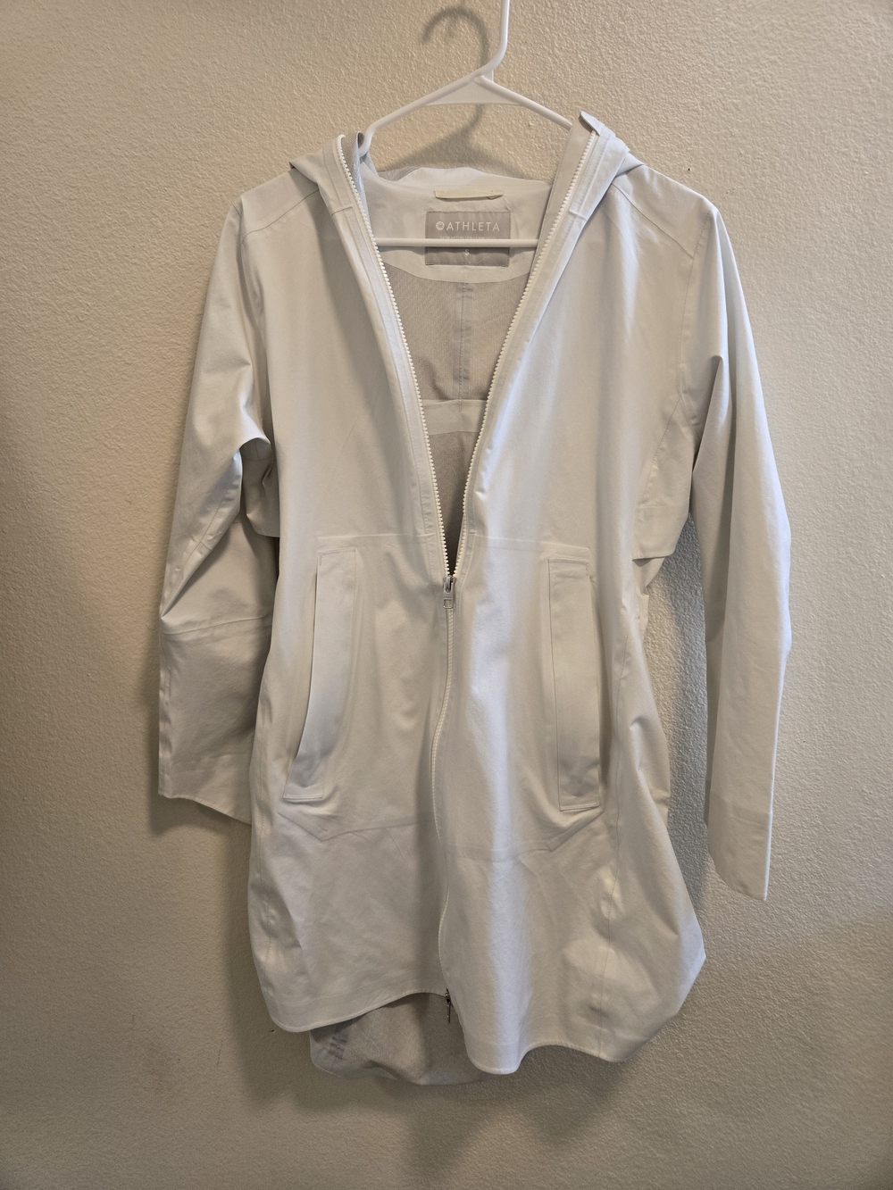Athleta Rain Drop Insulated White Hooded Full Zip Jacket